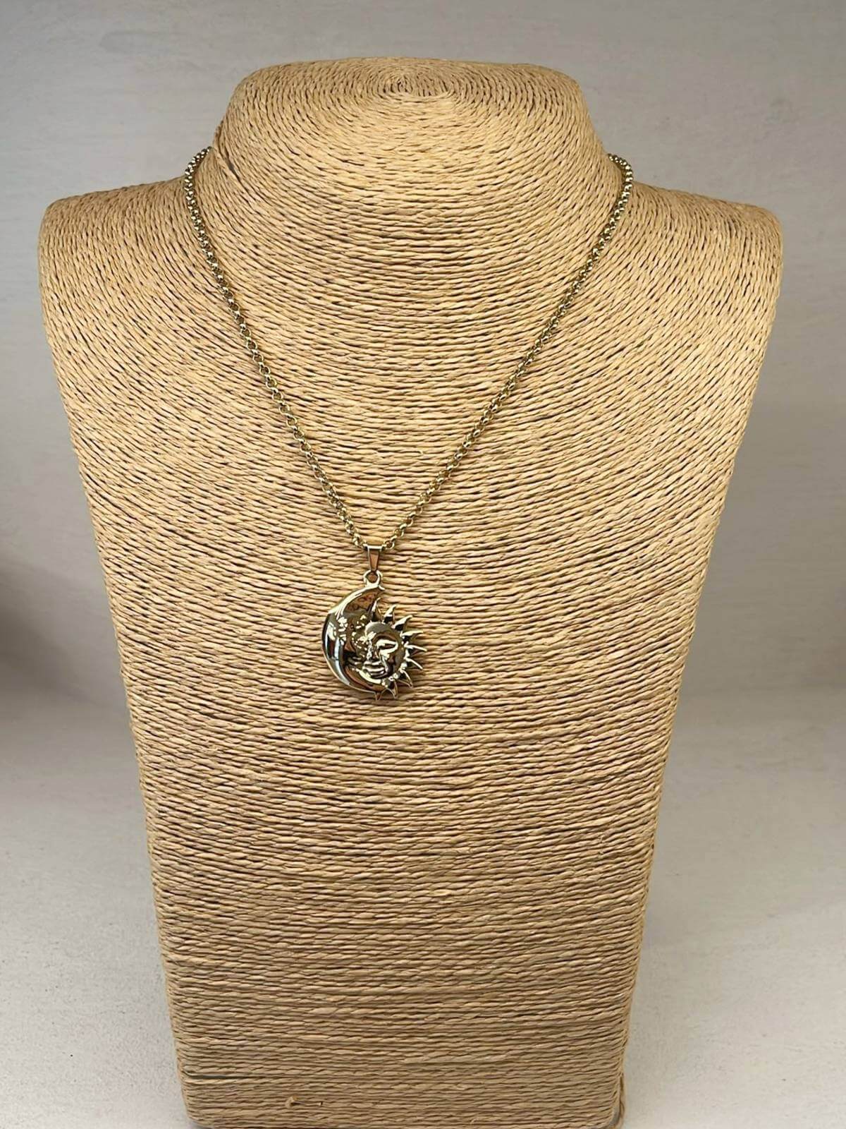 COLLAR ECLIPSE DORADO
