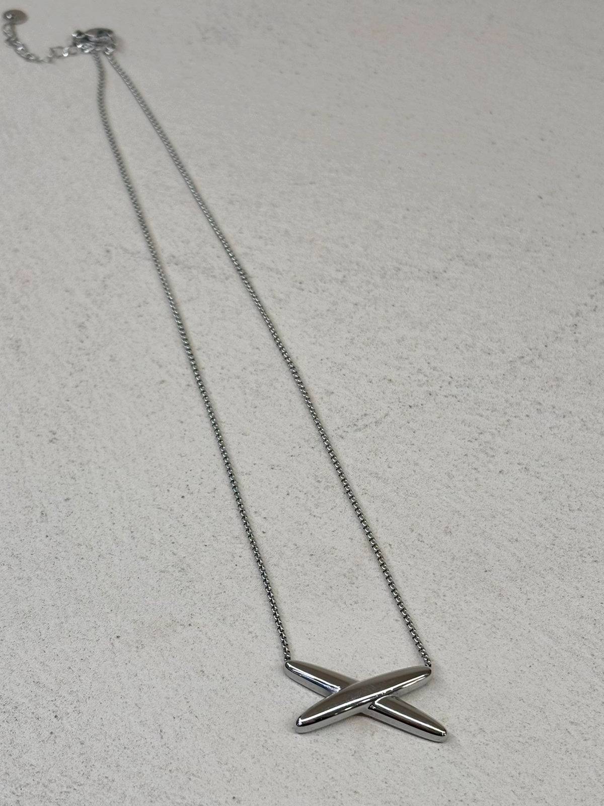 COLLAR X PLATA