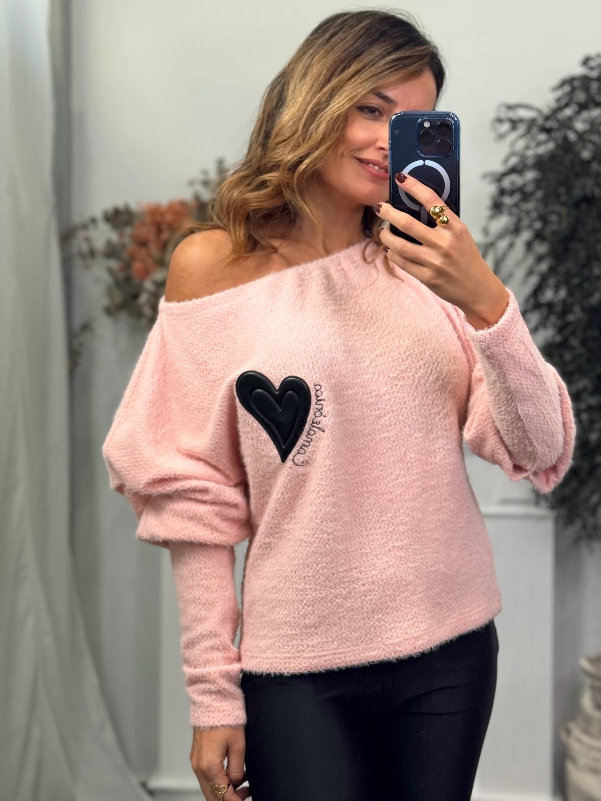 MUESTRA EXCLUSIVA CLAVEL