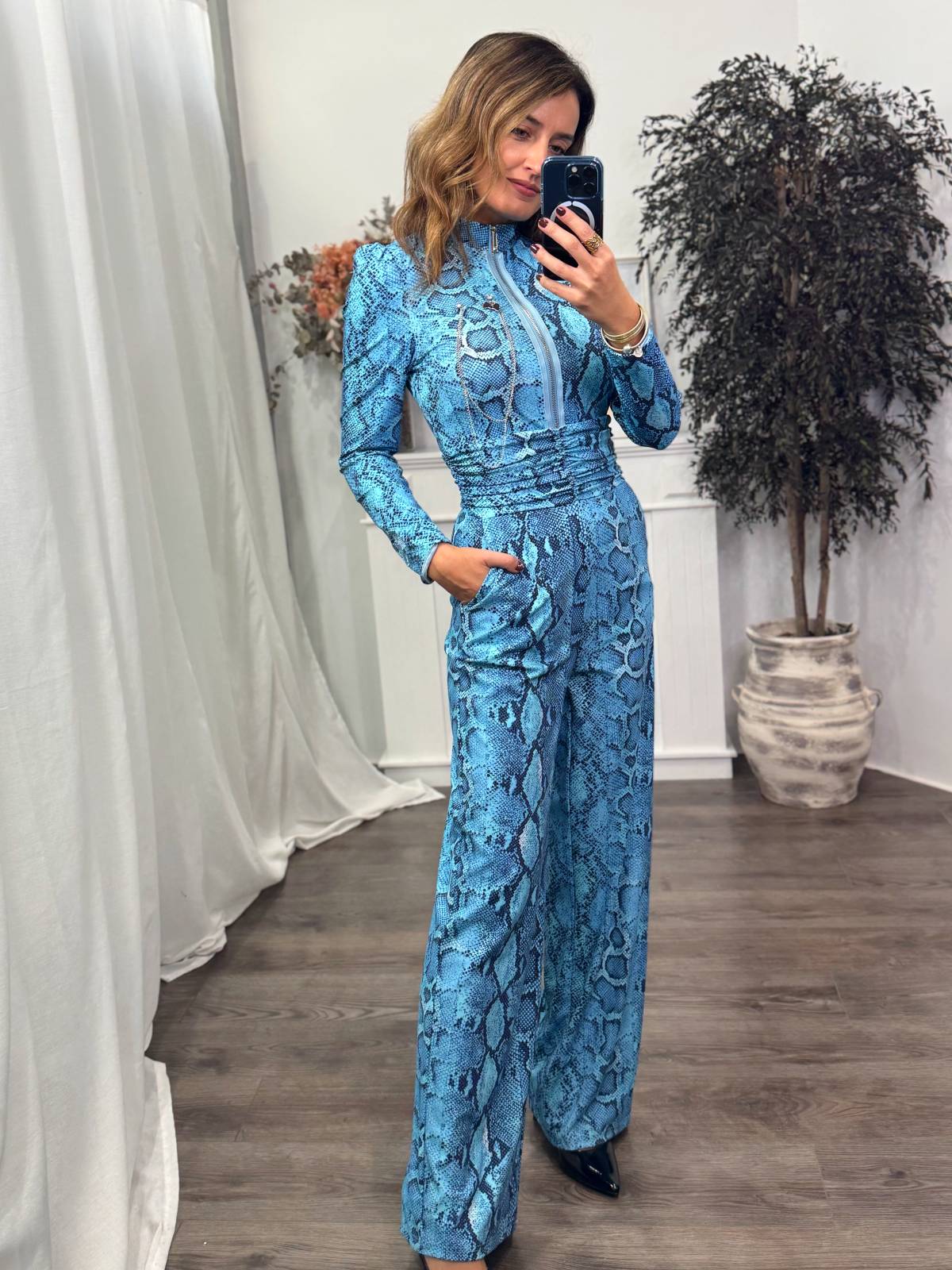 MUESTRA EXCLUSIVA AZURITA