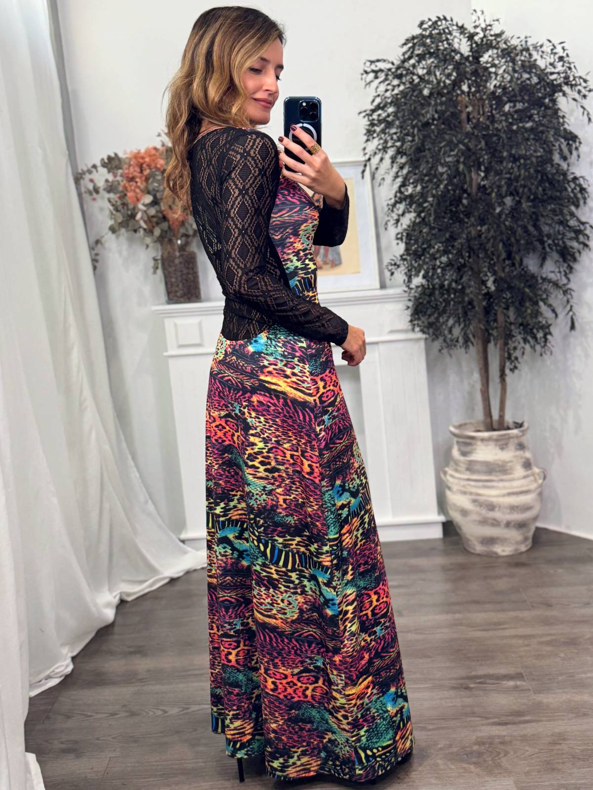 MUESTRA EXCLUSIVA SERPENTINA