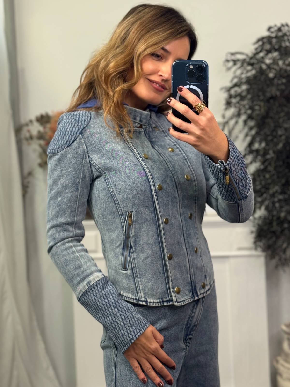 MUESTRA EXCLUSIVA ALBERT