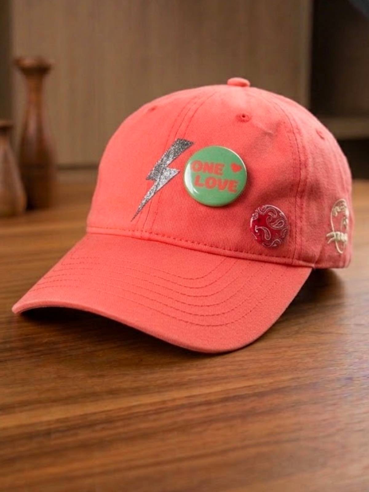 ANGIE RED CAP