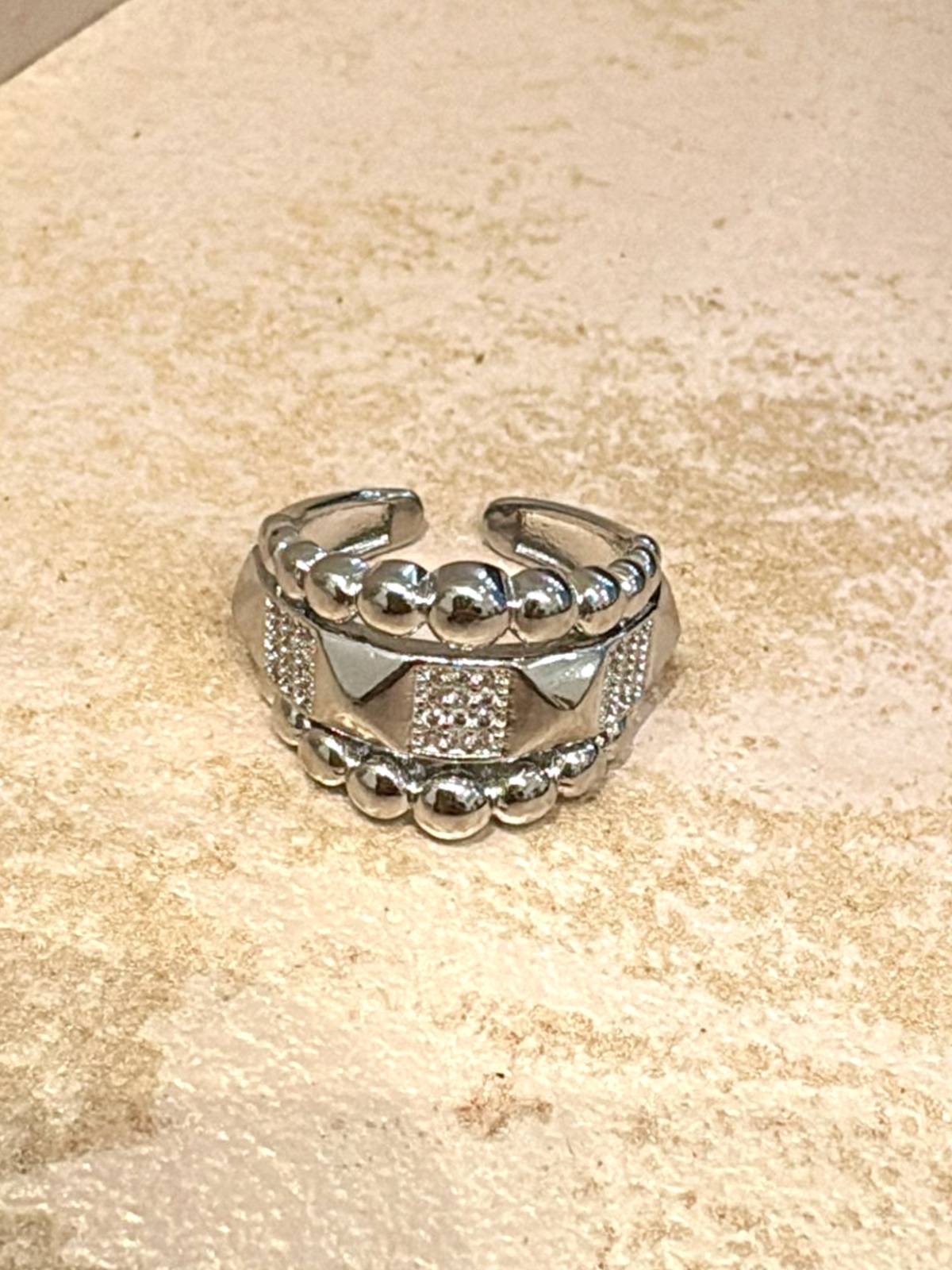 SILVER RHINESTONE RING