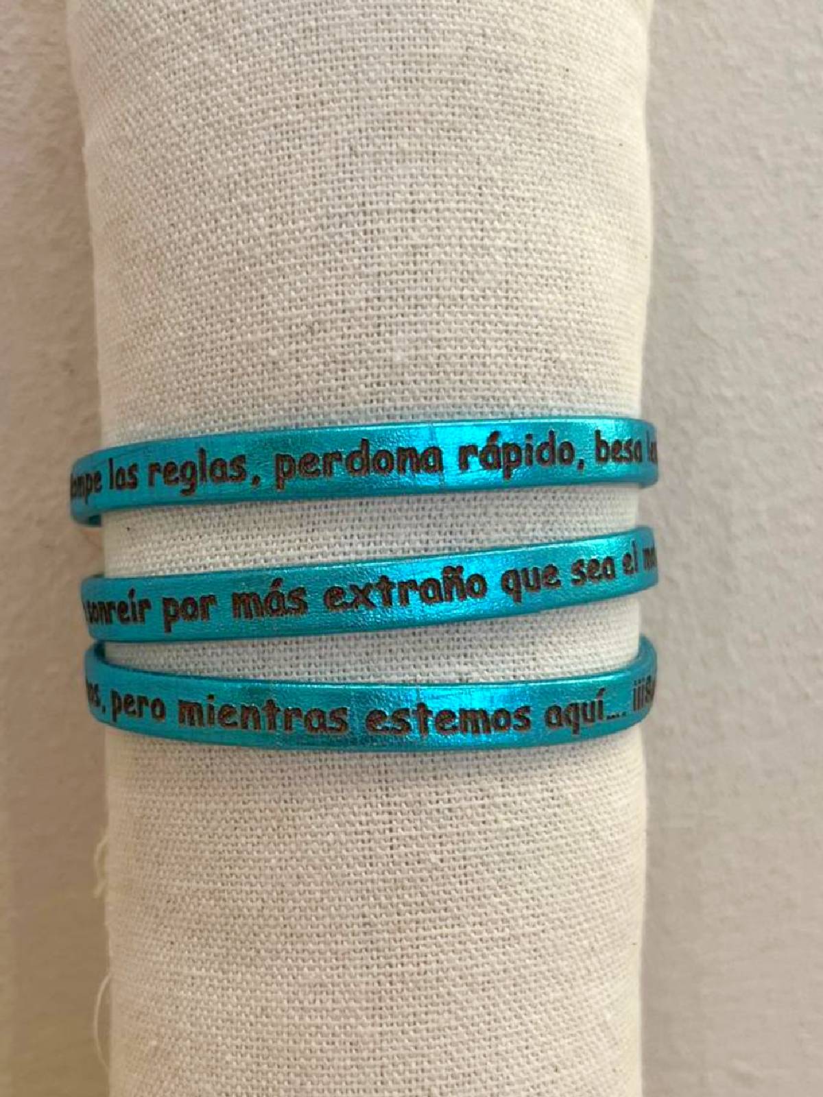 PULSERA "BAILEMOS" AZUL
