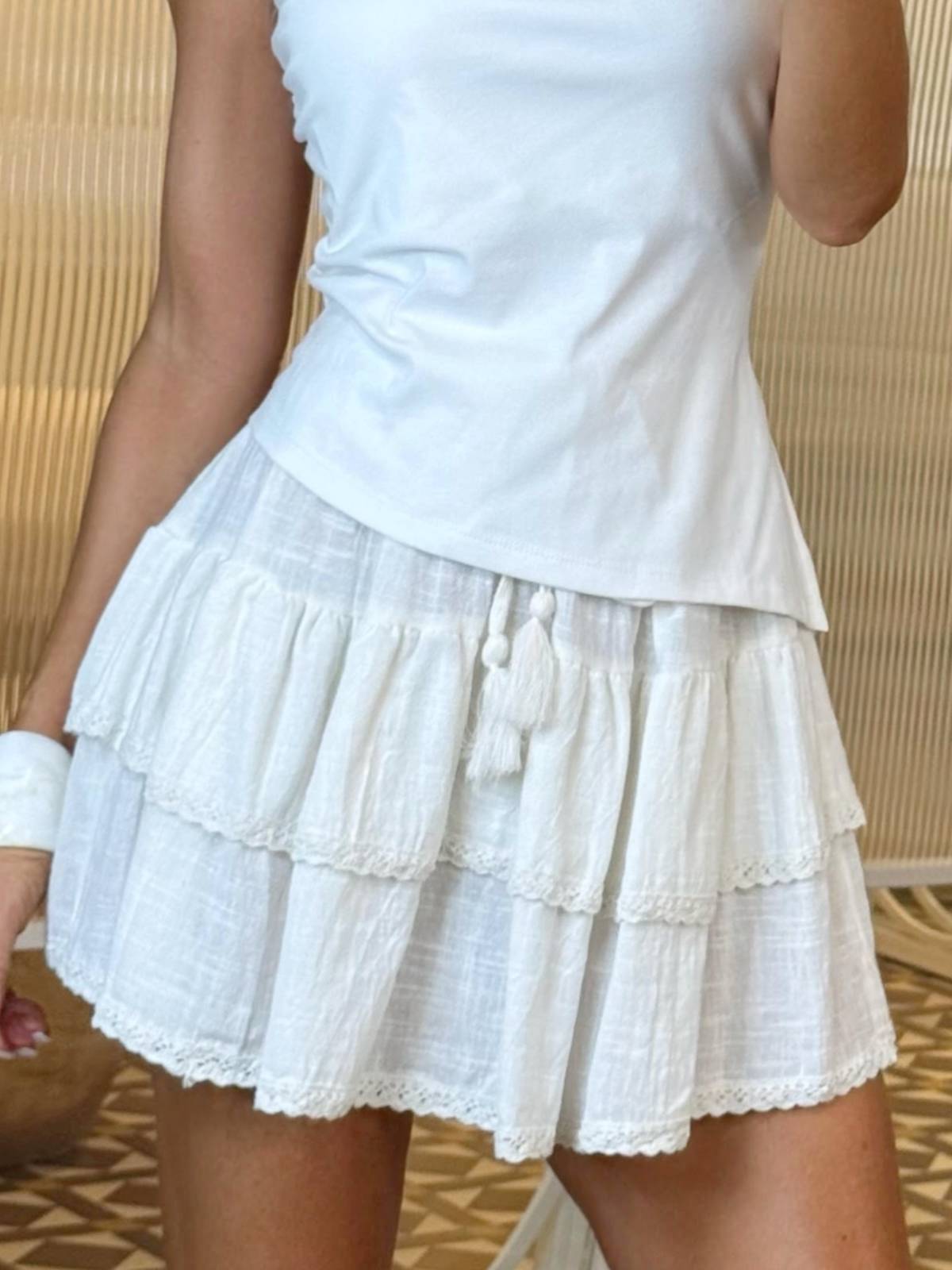 FALDA BIRNEO BLANCO