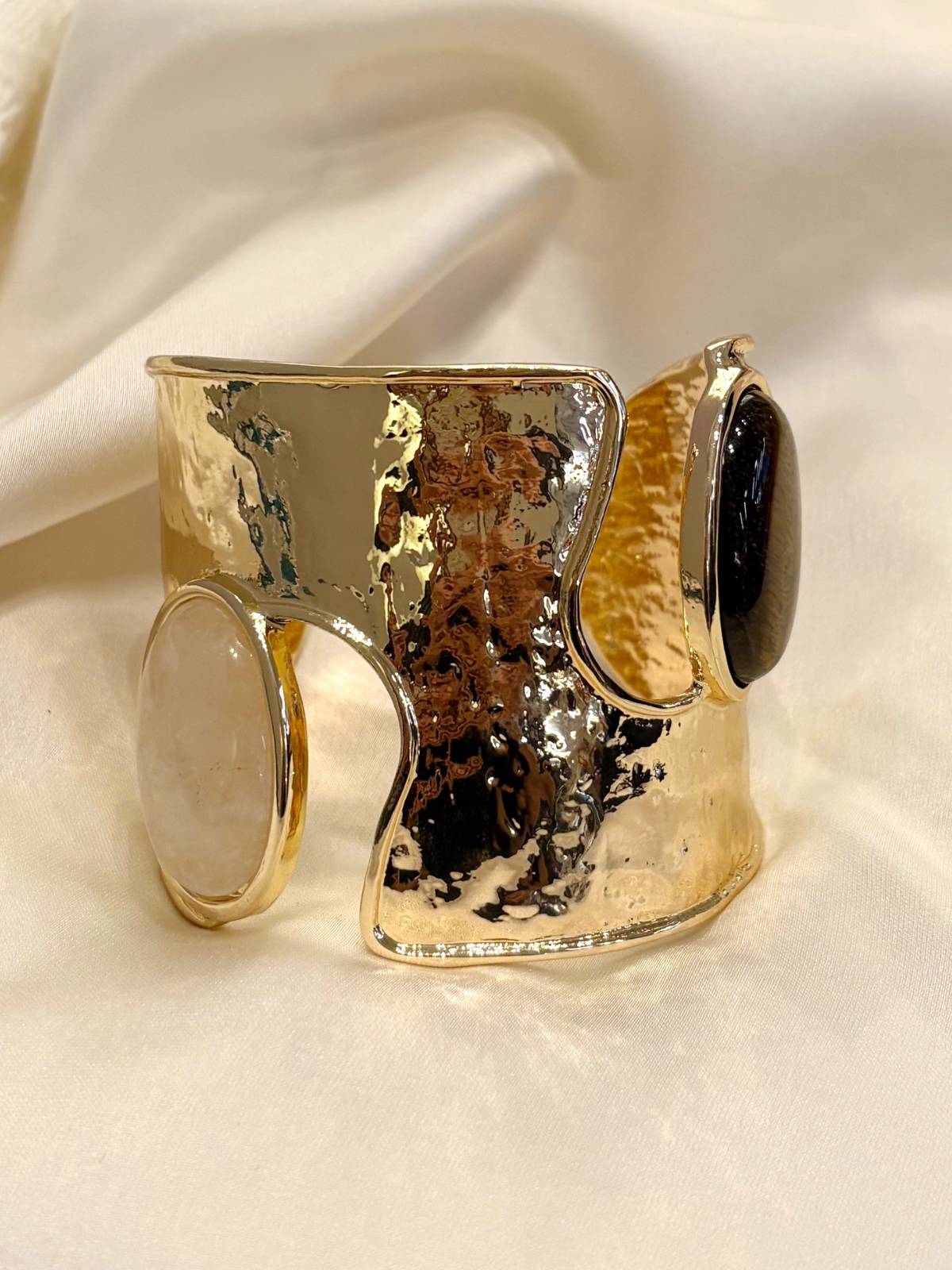 BRAZALETE CARELIA MARRON