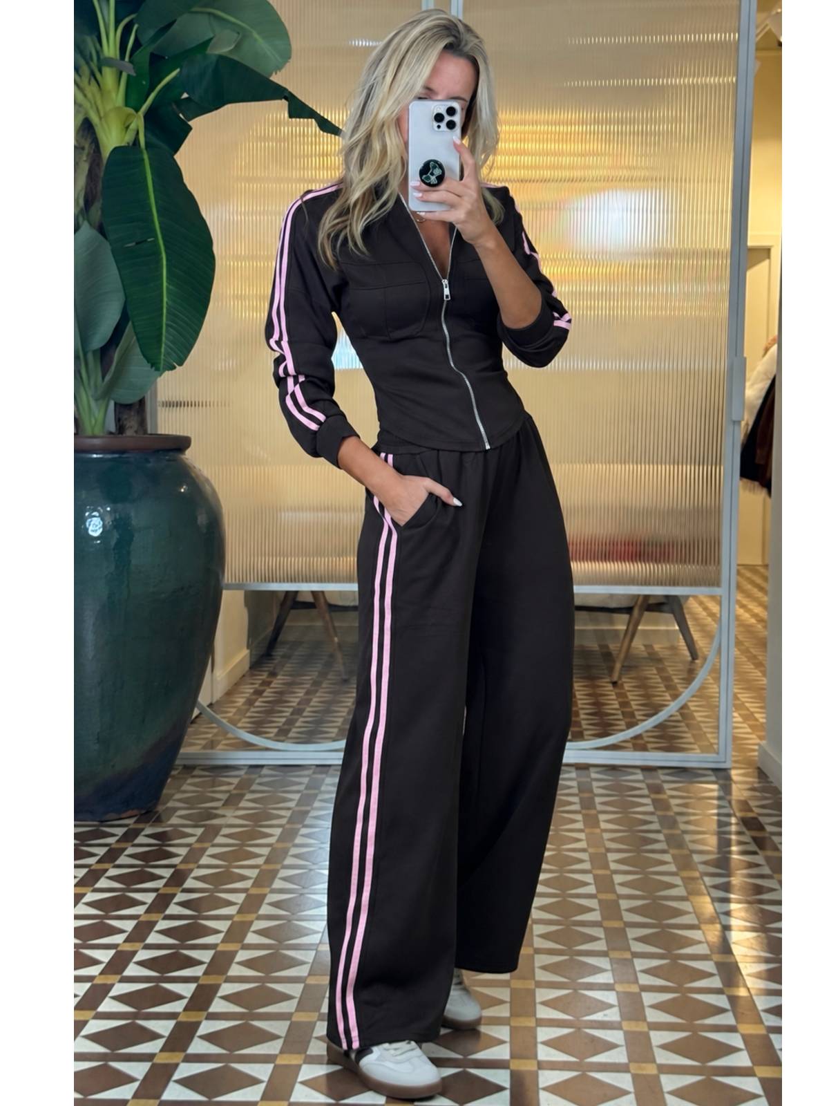 CONJUNTO CIVIC NEGRO