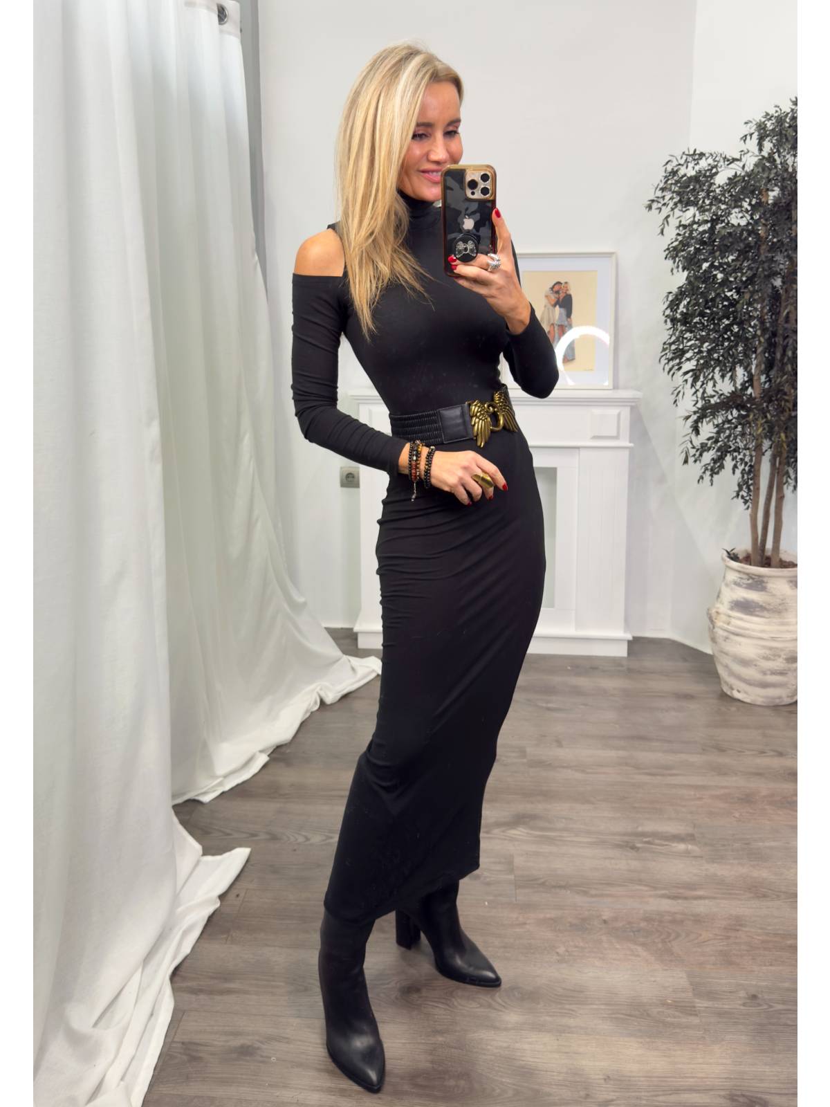 VESTIDO COVA NEGRO