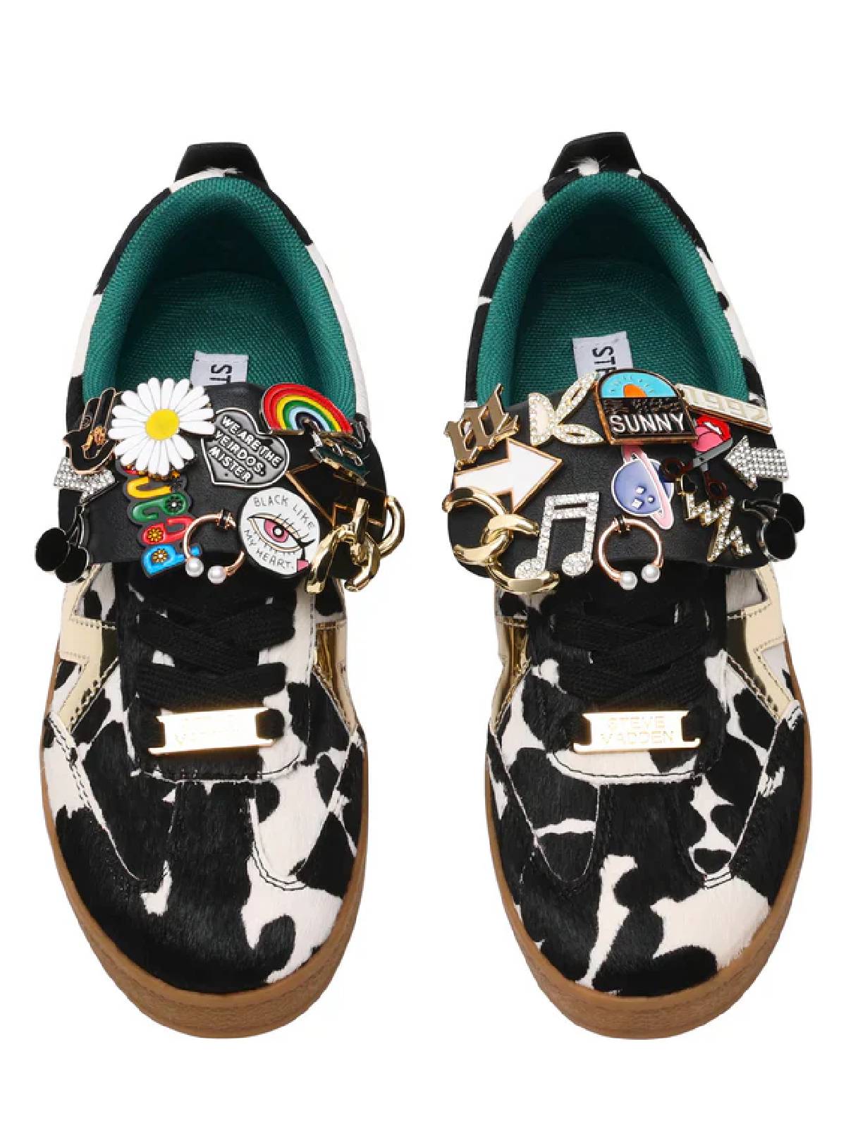 SNEAKER DIVULGE