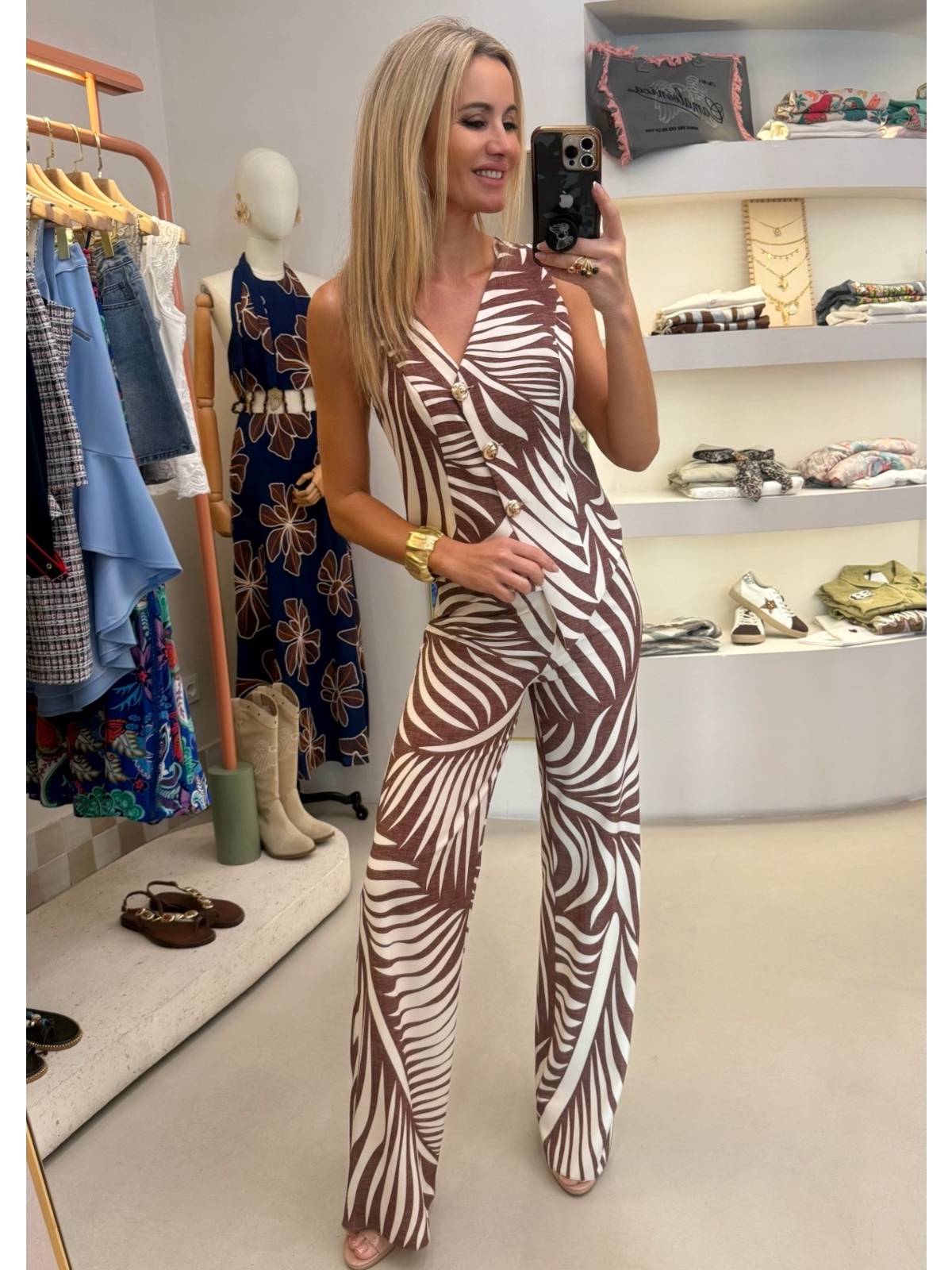 CONJUNTO DINANT MARRON