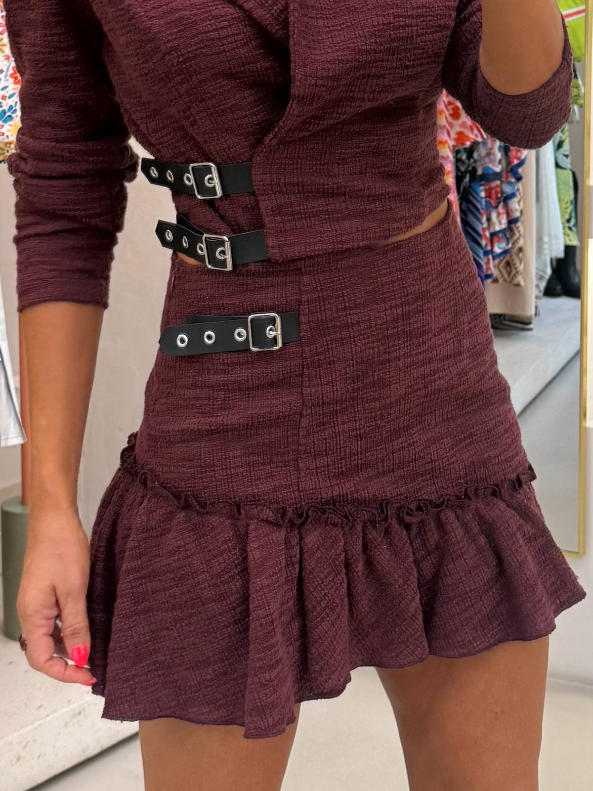 FALDA SARIL BURDEOS
