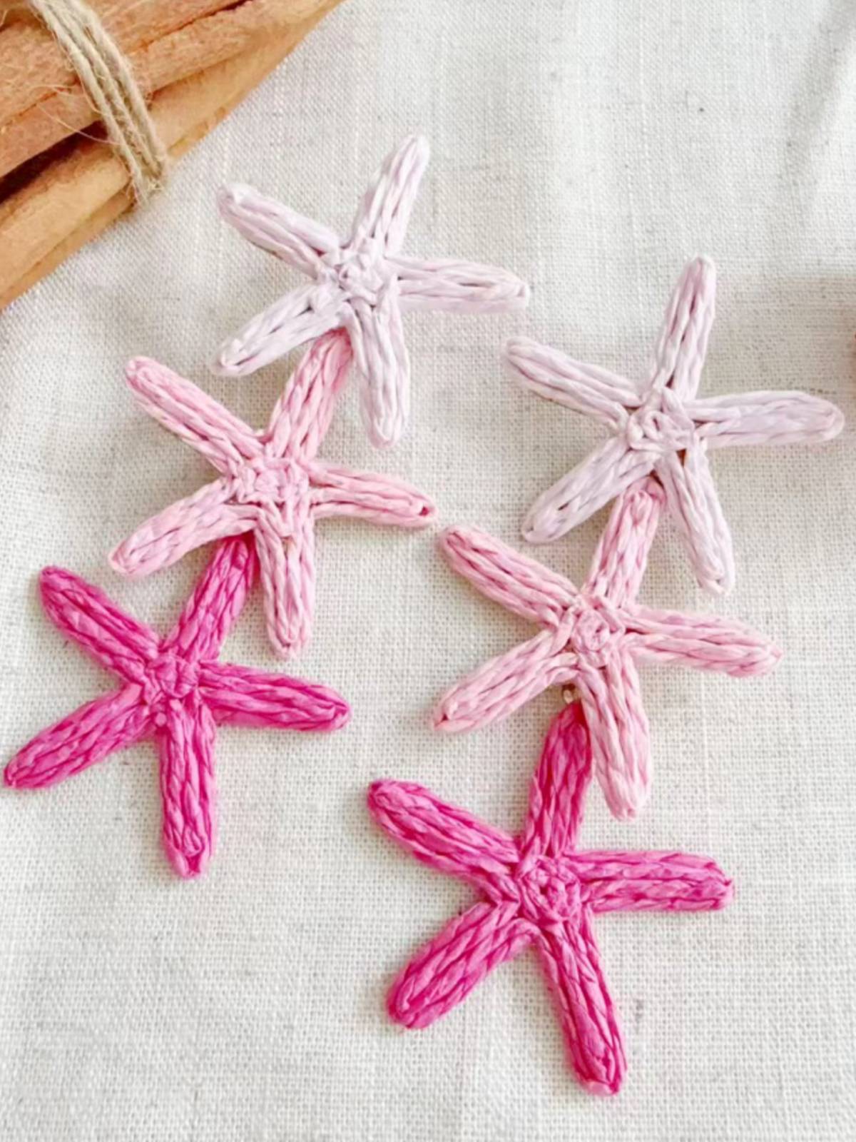PENDIENTE 3 ESTRELLA ROSA