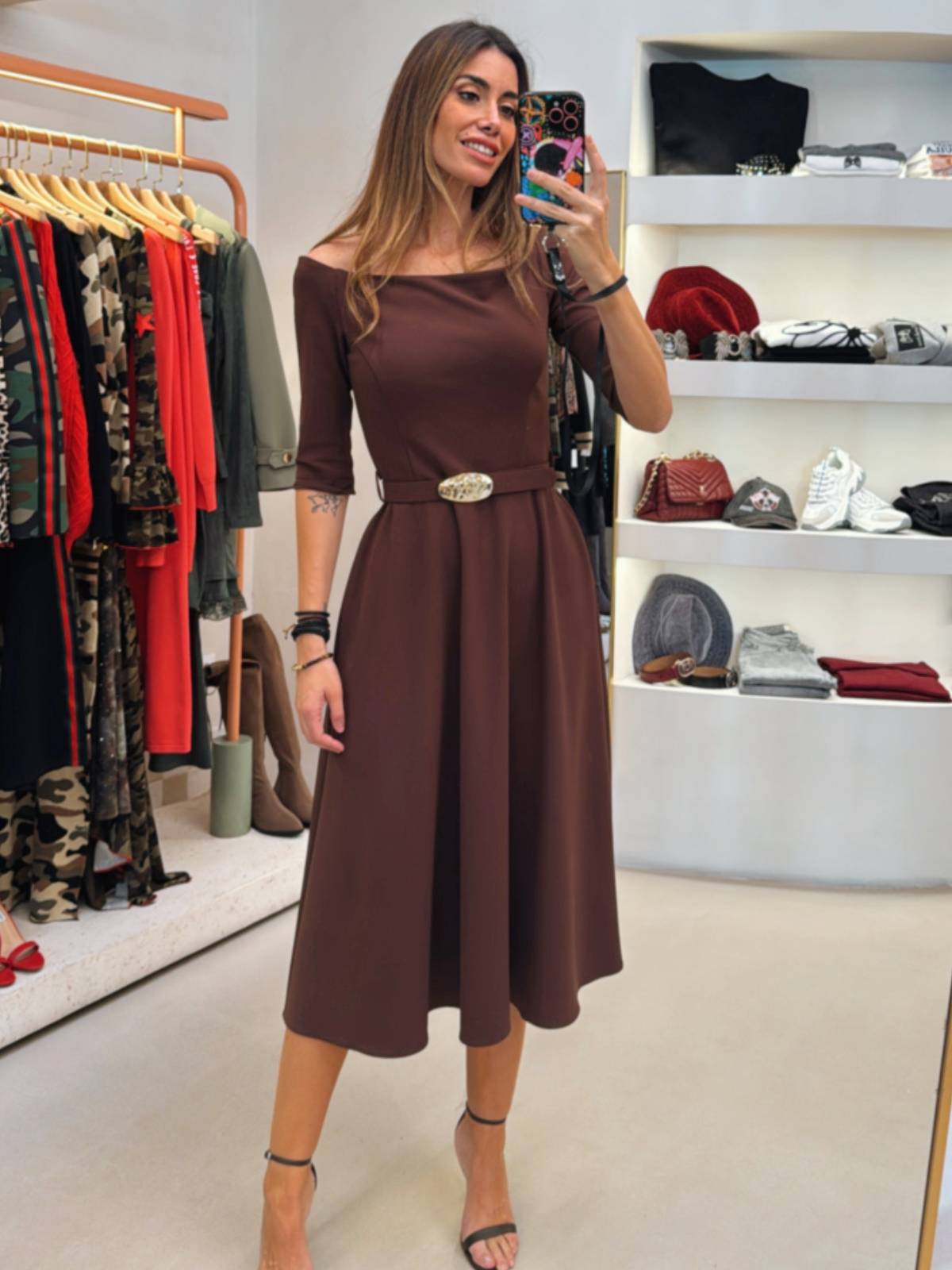 VESTIDO GEOGE MARRON