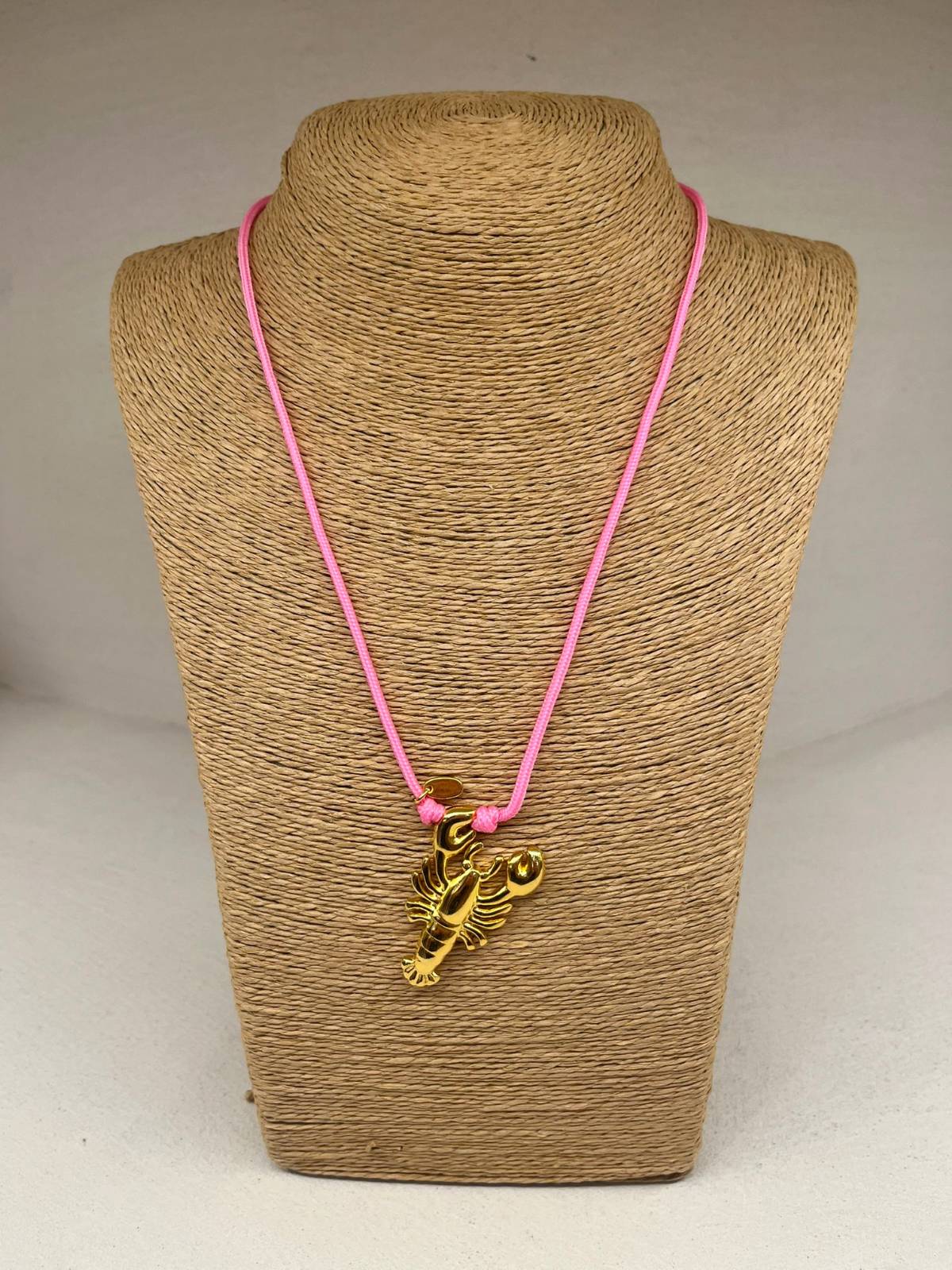 COLLAR LANGOSTA ROSA FLÚO