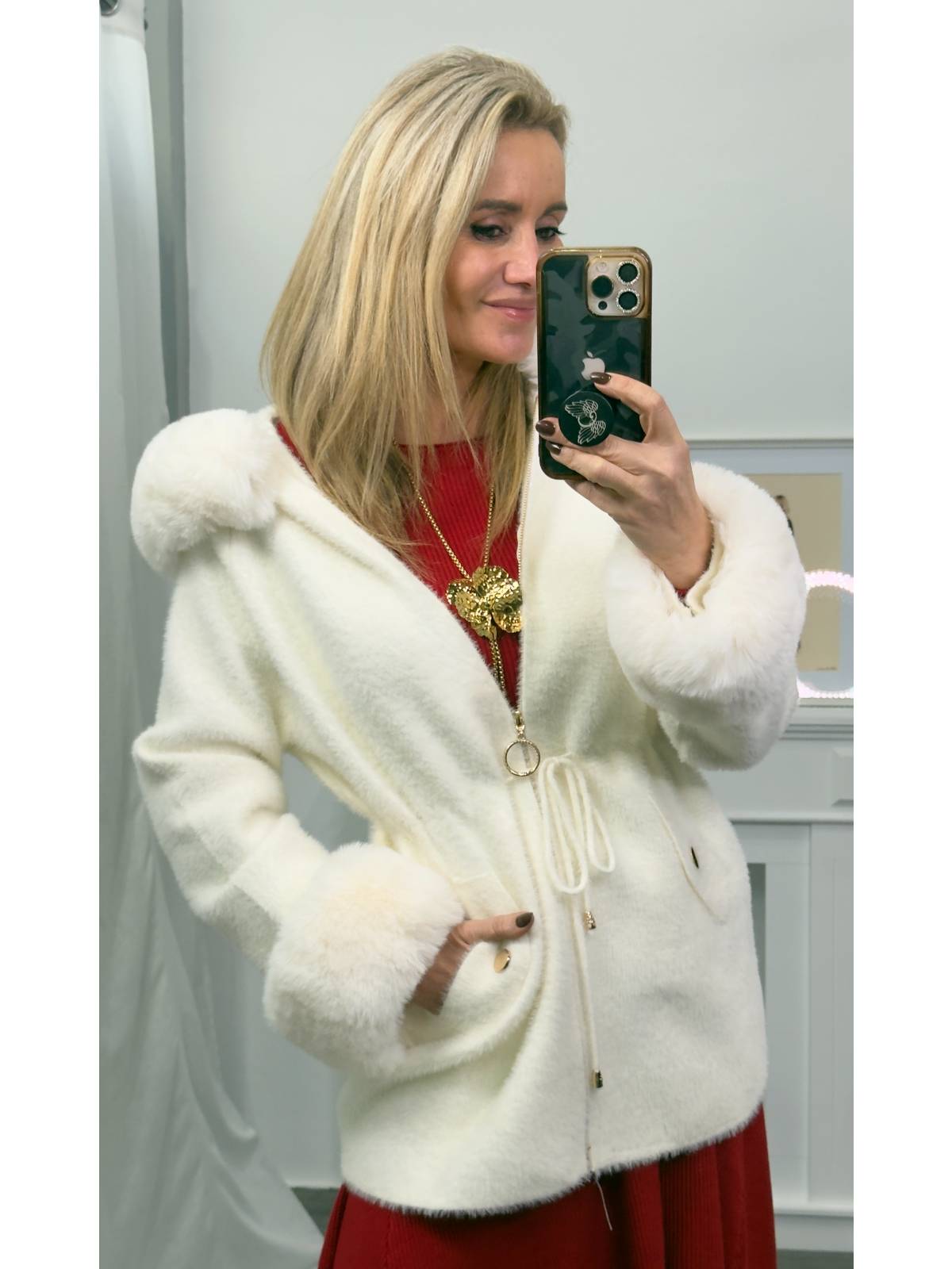 ABRIGO MACALO BLANCO