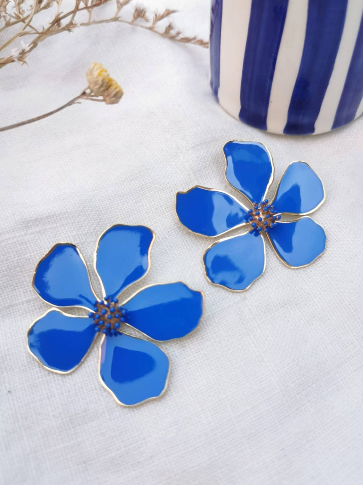 PENDIENTES MAGNOLIA AZUL