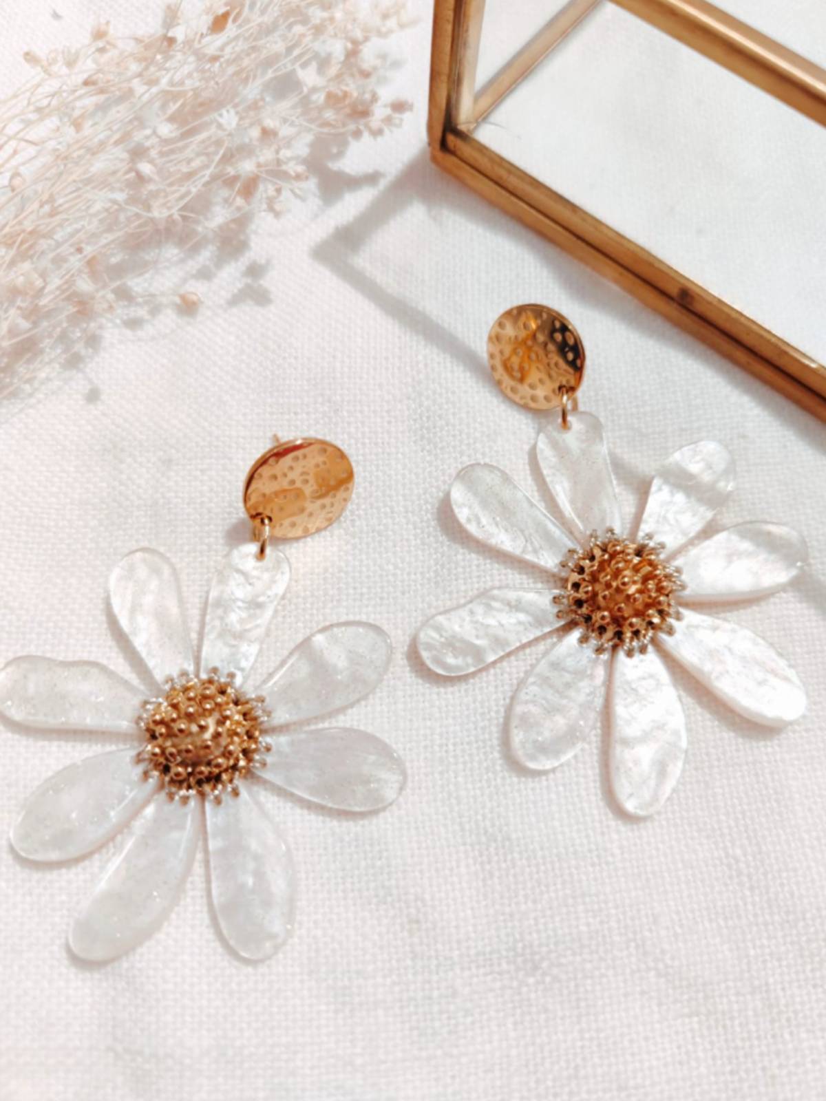 PENDIENTES MARGARITA BLAN