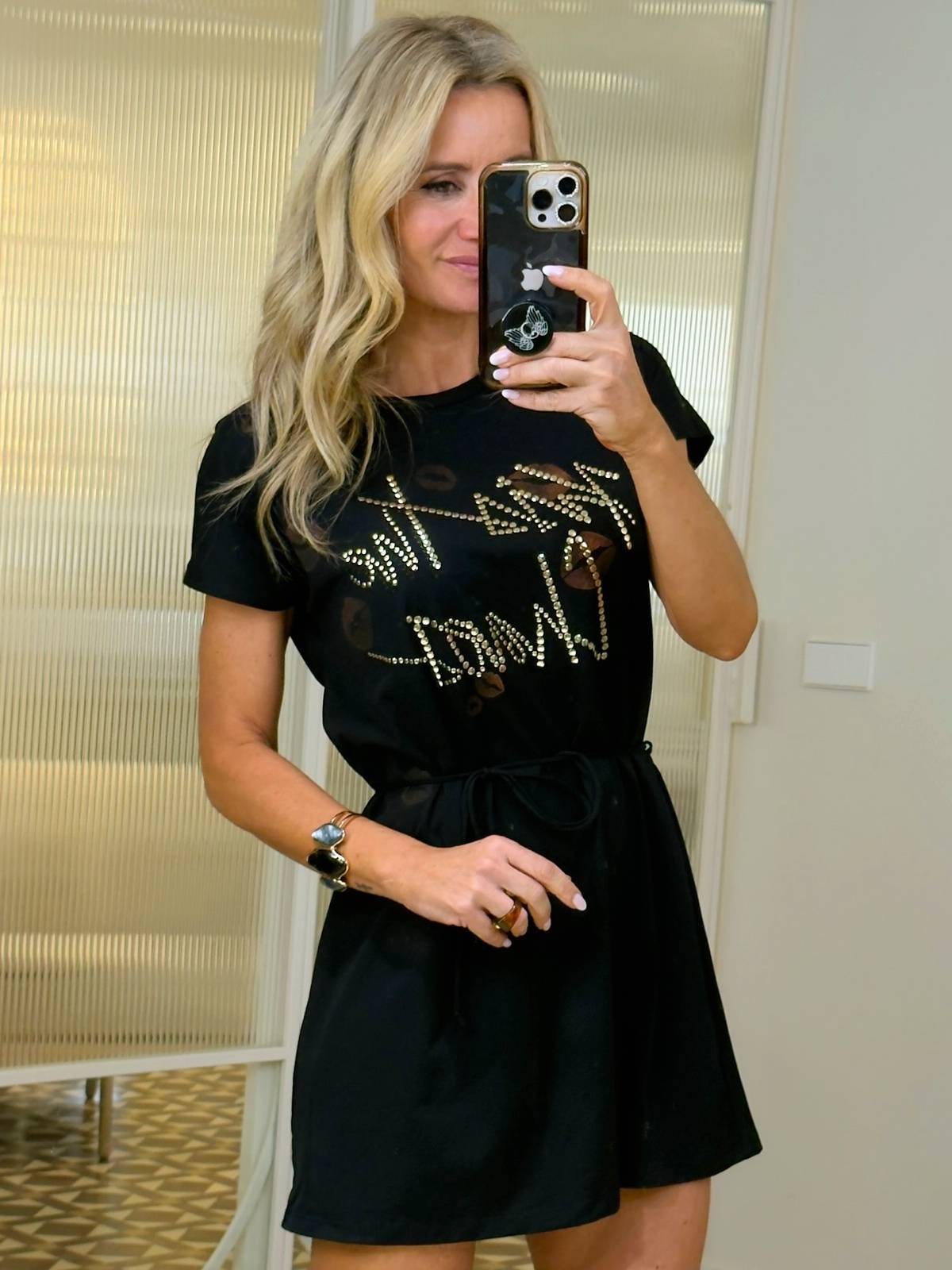 ROBE NOIRE MUAAK