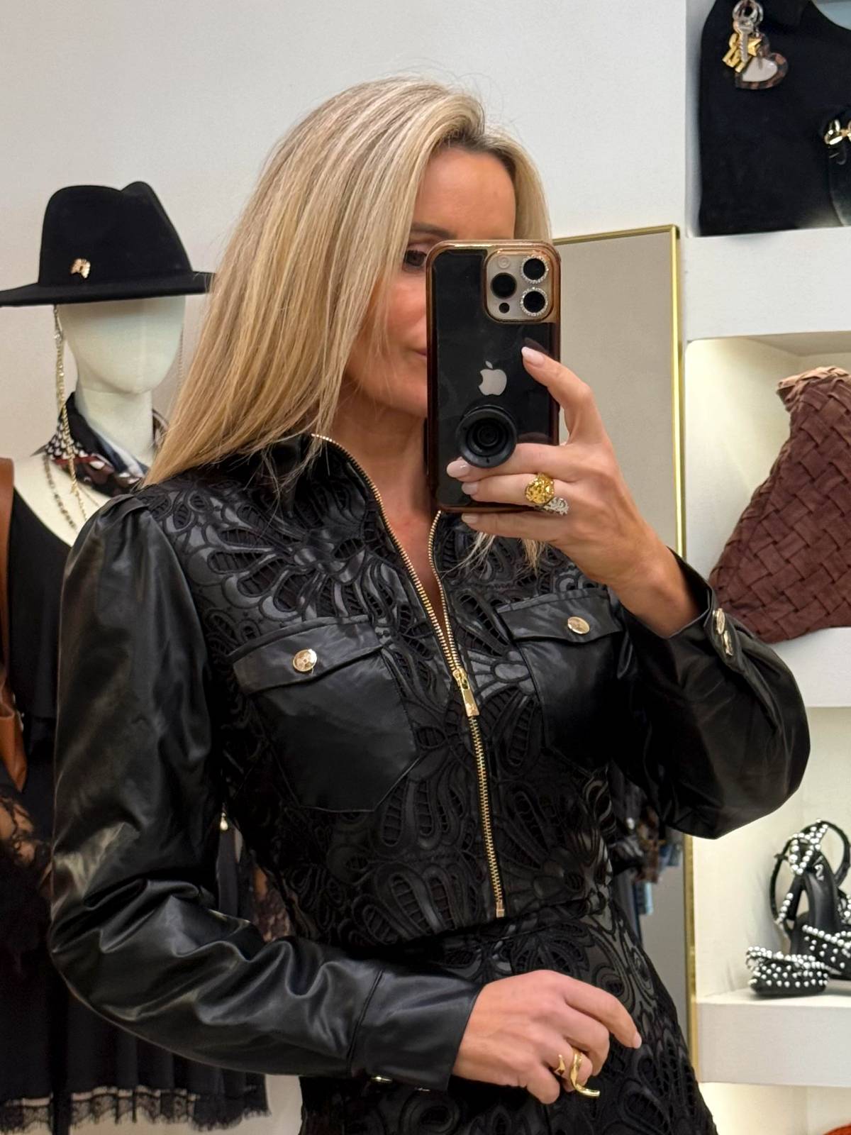 MUESTRA CHAQUETA ERITRINA