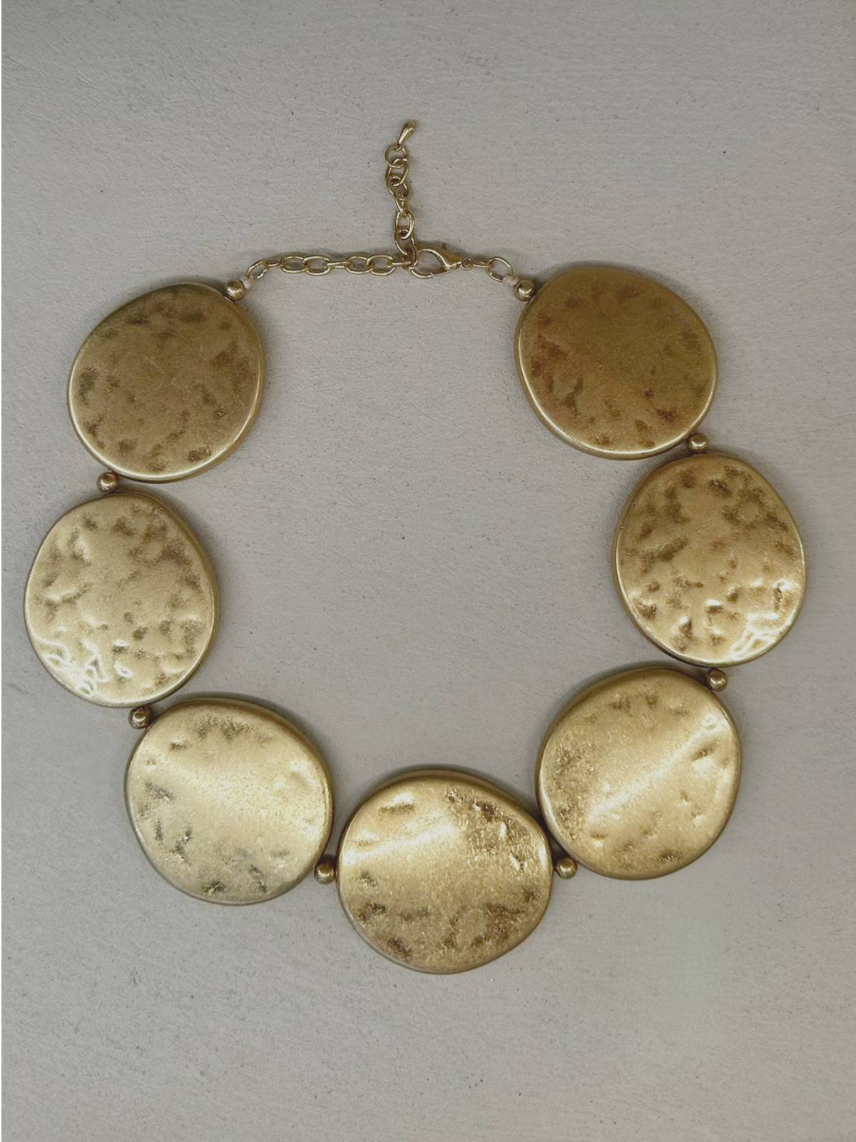 COLLAR ORBIS DORADO
