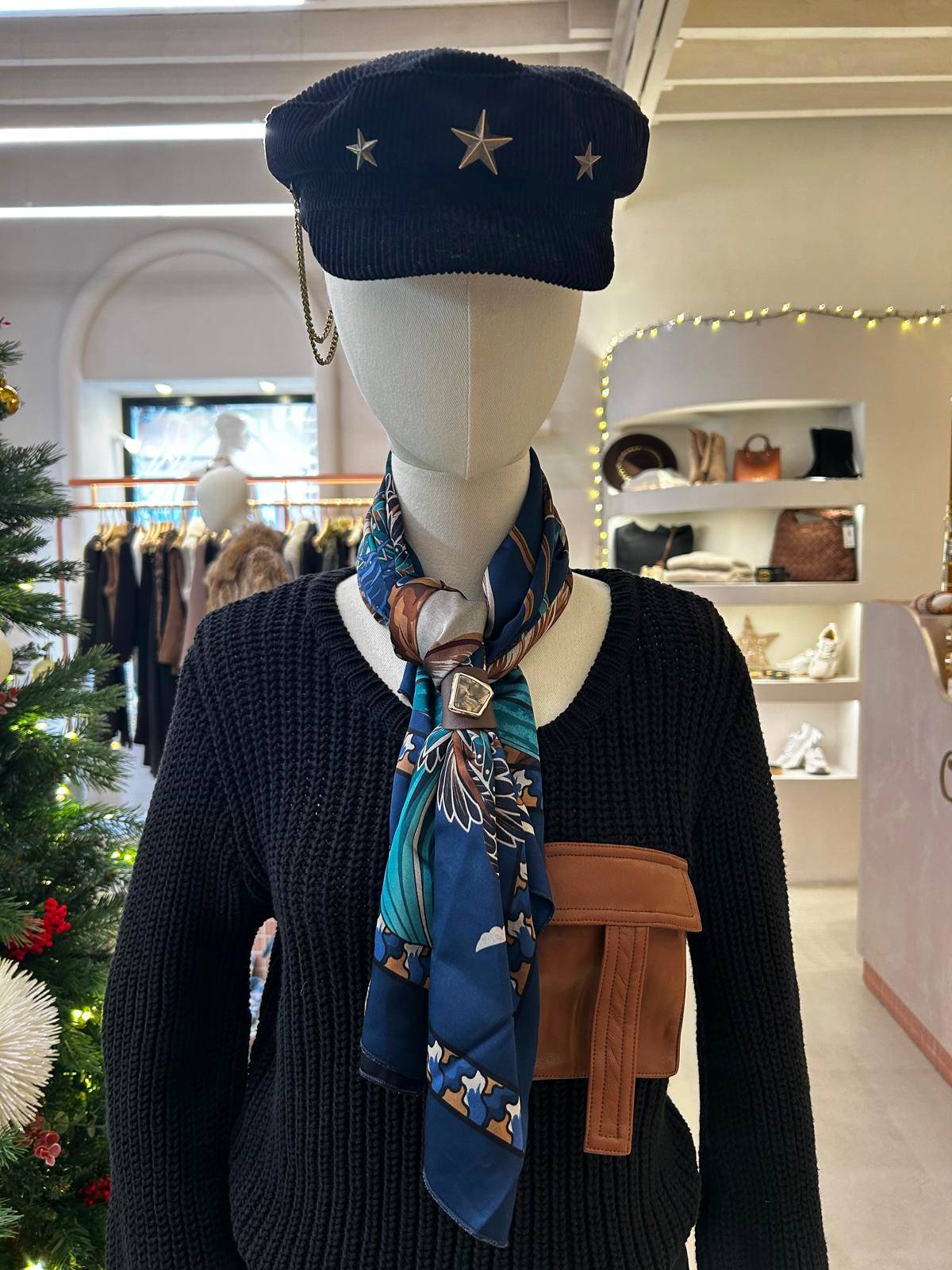 PAÑUELO  AZUL MARINO