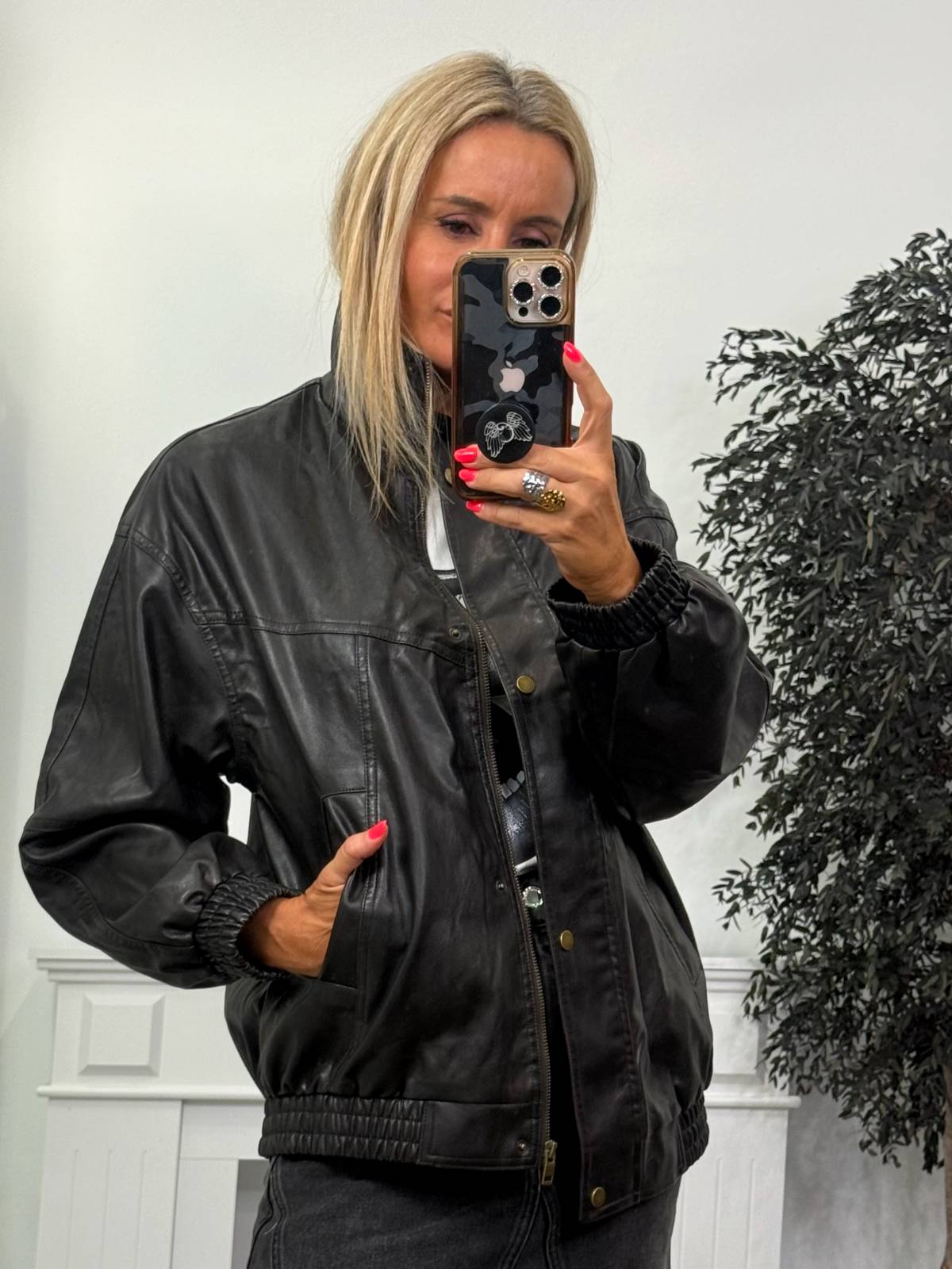 BOMBER PHIRI NEGRO