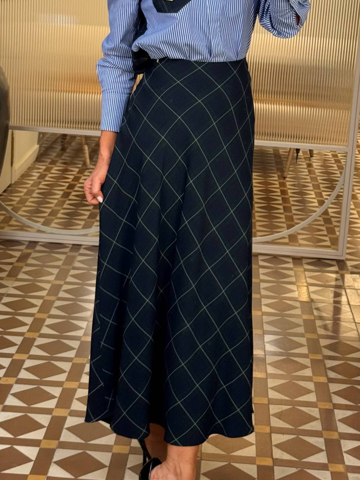 FALDA RINELA
