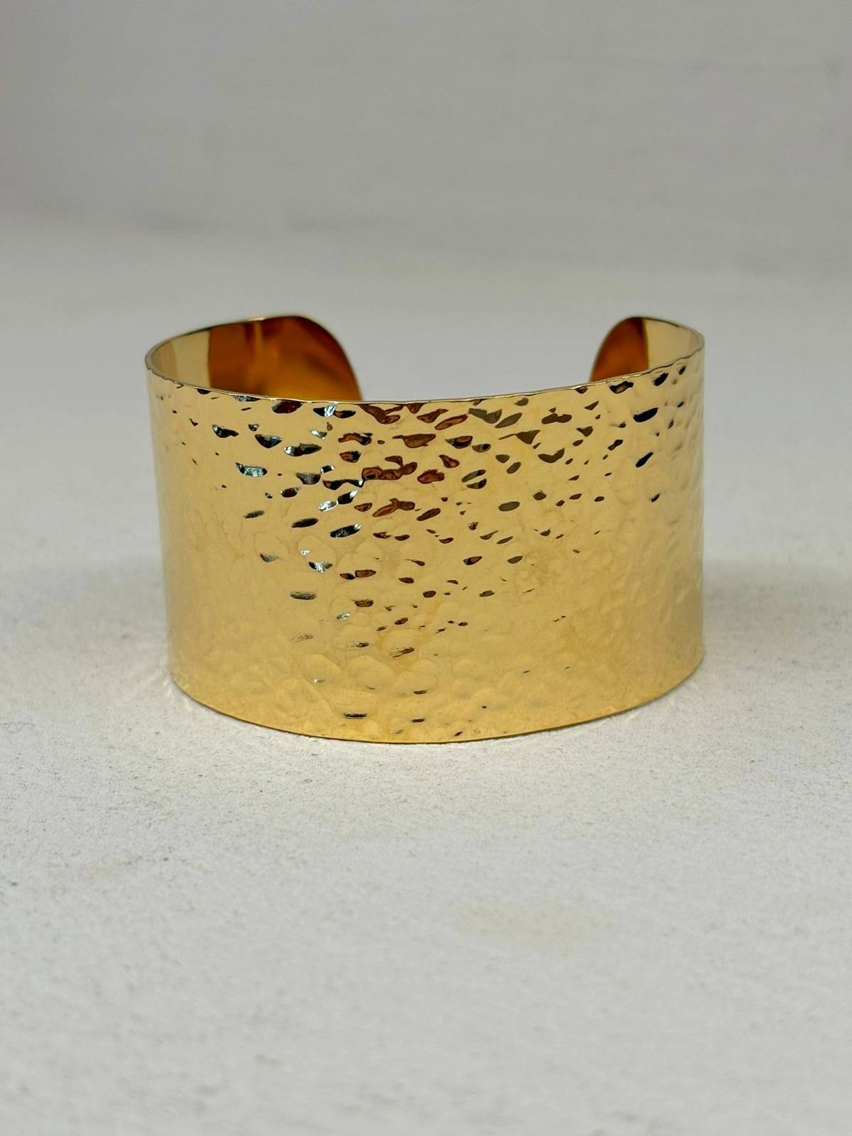 BRAZALETE RUGGA DORADO