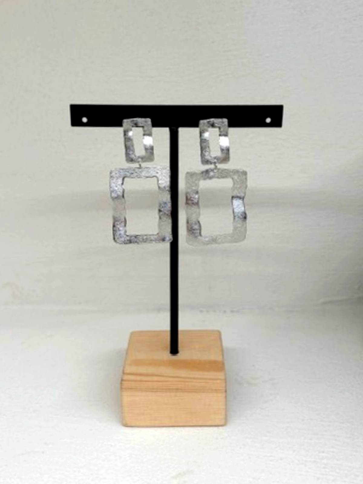 PENDIENTES TOTEM PLATA