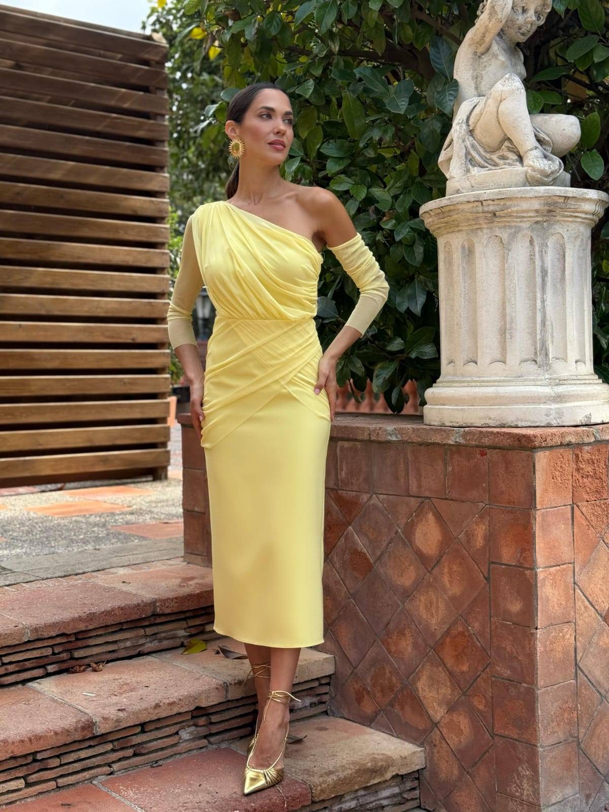 VESTIDO TULIPA AMARILLO
