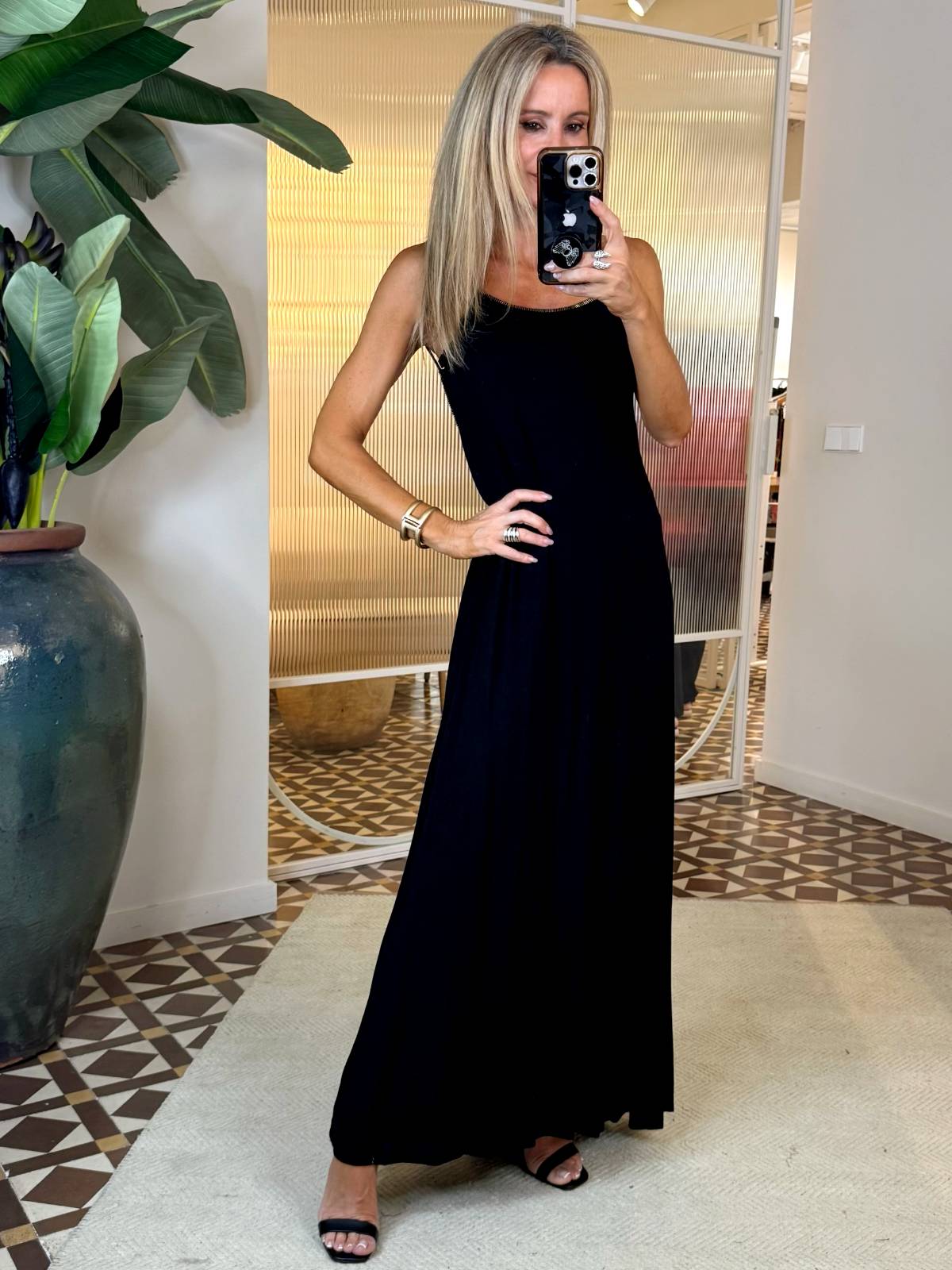 VESTIDO ANSE LARGO NEGRO