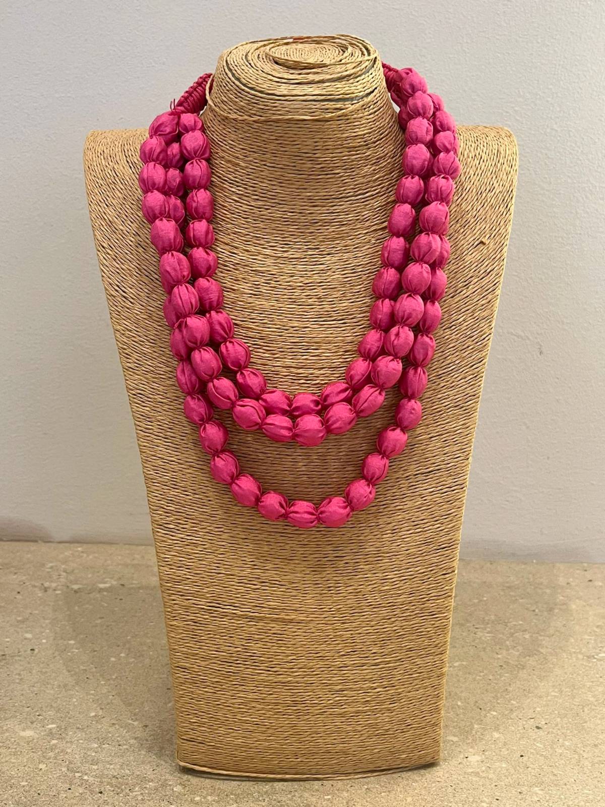 CARINA PINK NECKLACE