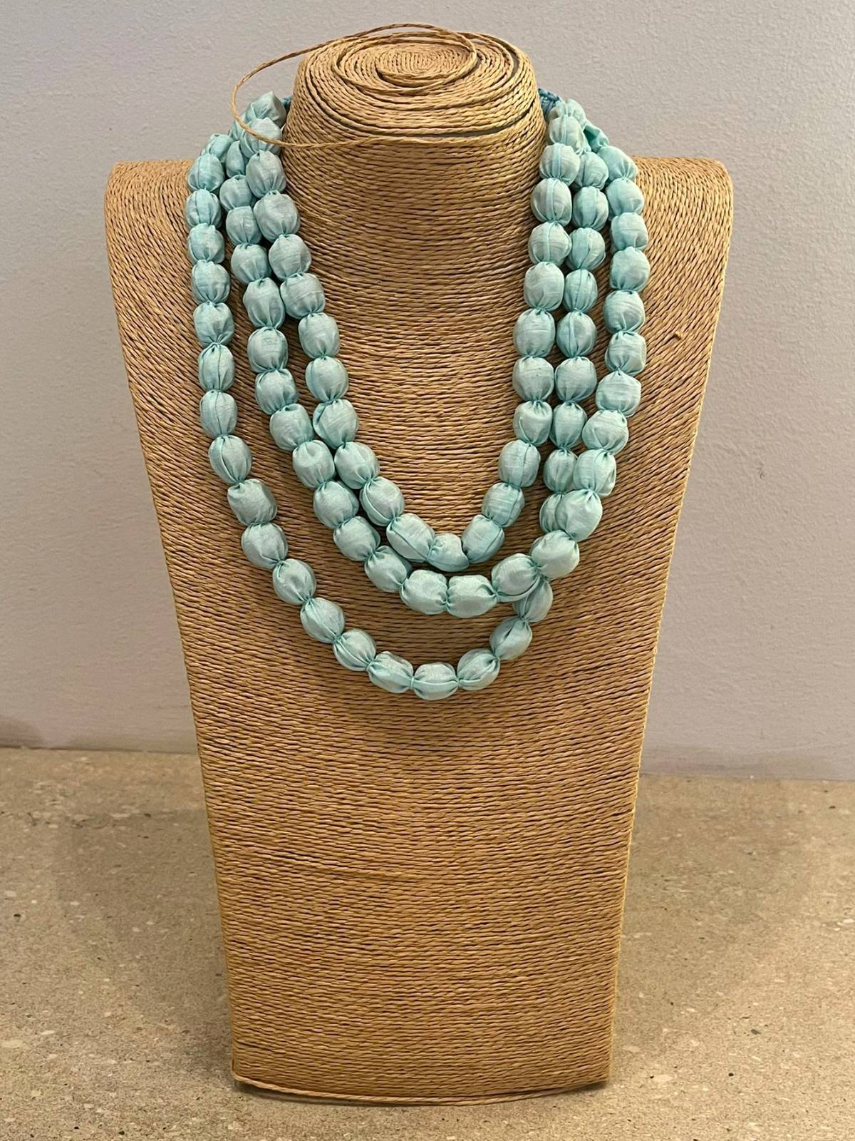 CARINA BLUE NECKLACE