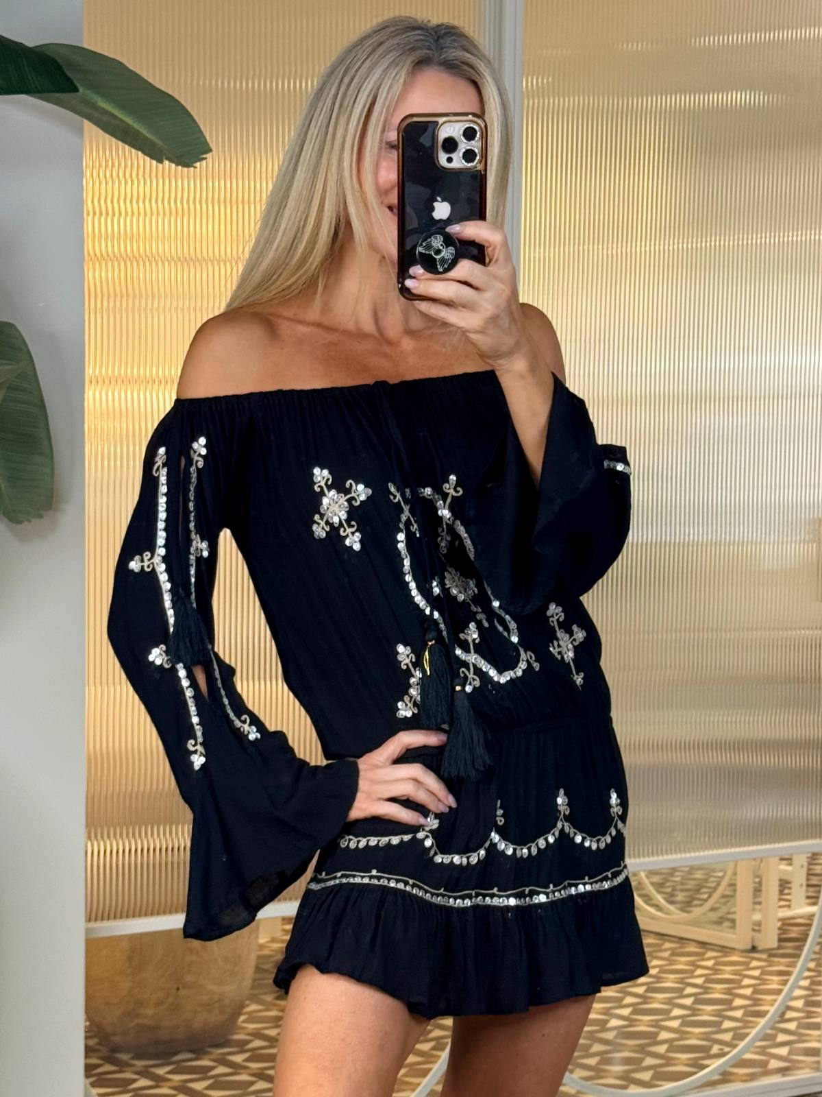 VESTIDO KAREN PRETO