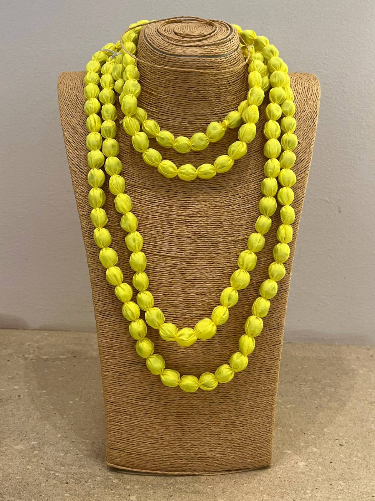 COLLAR PENSE