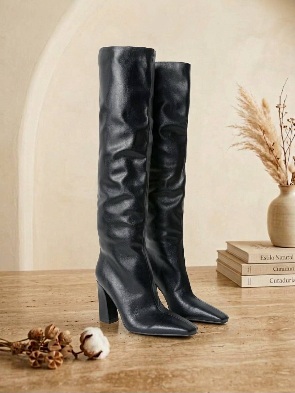 BOTA VIVIAN